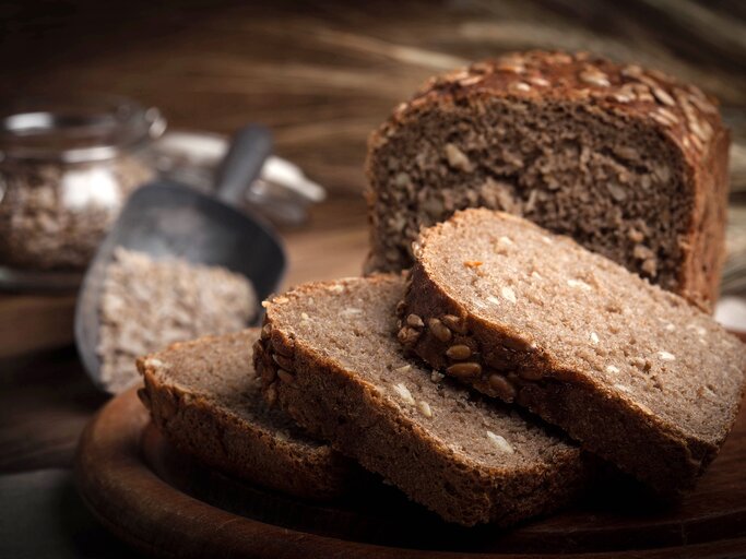 Vollkornbrot | © iStock | arfo