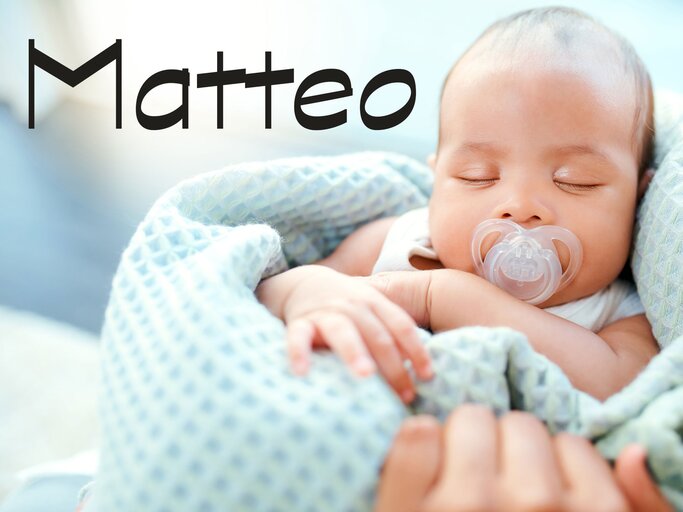 Kleines, süßes Baby mit dem Jungennamen Matteo | © iStock | katleho Seisa