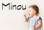 Süßes kleines Mädchen mit dem Namen Minou | © iStock | Olga Ignatova