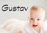 Lachendes Baby mit dem Jungennamen Gustav | © iStock | Nagaiets