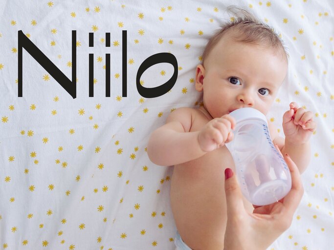 Süßes Baby mit dem nordischen Namen Niilo | © iStock | petrunjela