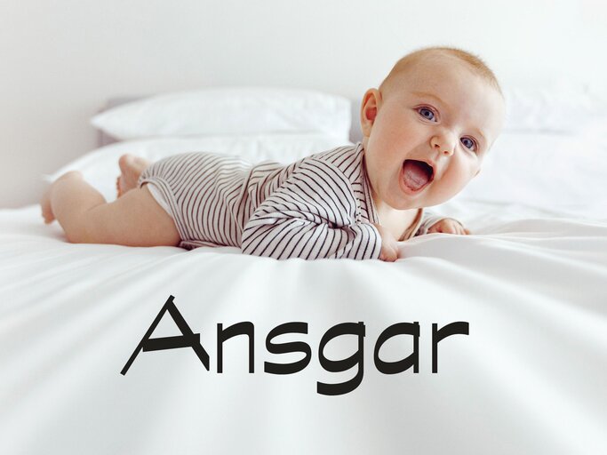 Süßes Baby mit dem Namen Ansgar | © iStock | Demkat