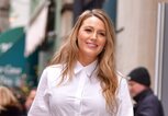 Blake Lively auf den Straßen von Manhattan im Januar 2020 mit Beach Waves. | © Getty Images | James Devaney