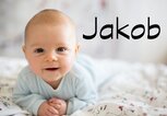 süßes Baby mit dem Namen Jakob | © iStock.com | tatyana_tomsickova