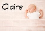 schlafendes Baby mit dem Namen Claire | © iStock.com | inarik