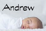 schlafendes Baby mit dem Namen Andrew | © iStock.com / FatCamera