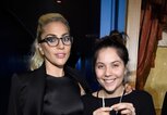 Lady Gaga mit ihrer Schwester Natali Germanotta | © Getty Images / Kevin Mazur