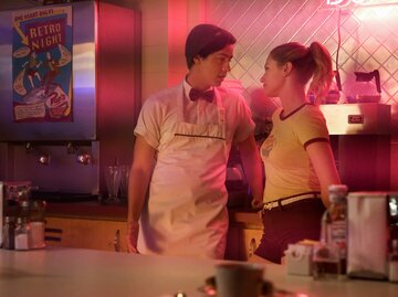 Cole Sprouse und Lili Reinhart in Riverdale | © Netflix
