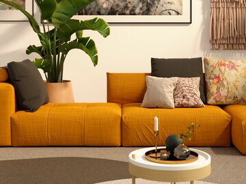 Schön dekoriertes Wohnzimmer | © GettyImages/piranka