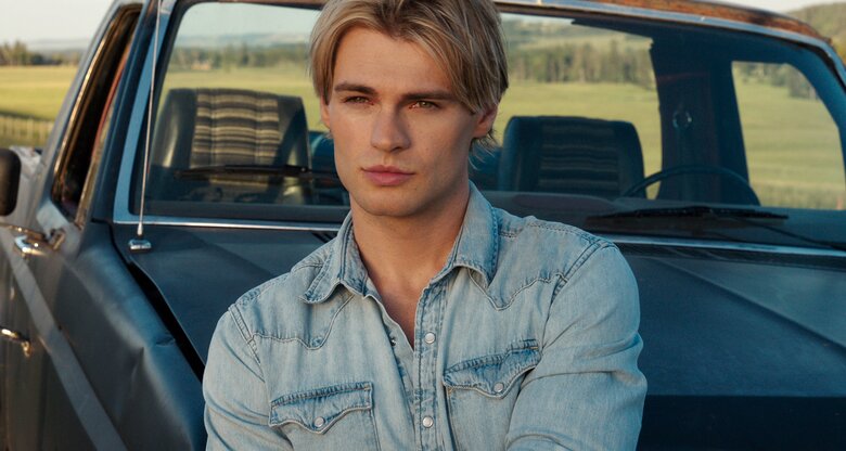 Noah LaLonde als Cole in Ich und die Walter Boys, Staffel 2 | © NETFLIX