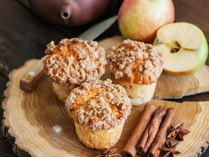 Apfel-Streusel-Muffins | © Galiyah Assan/Shutterstock