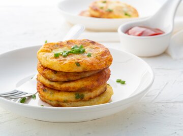 Kartoffelpuffer  | © ritchai7752/Shutterstock.com
