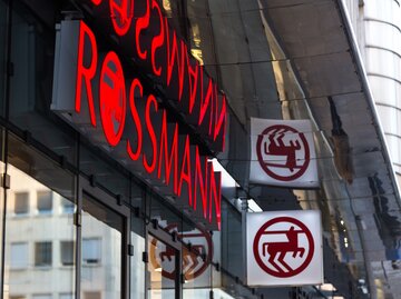 Rossmann Logo | © Adobe Stock/Tobias Arhelger
