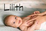 Süßes Baby mit dem Namen Lilith | © iStock | Polina Strelkova