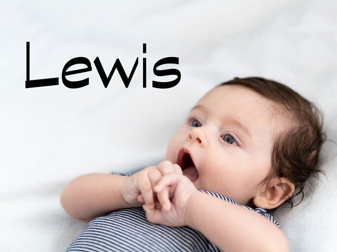 süßes Baby mit dem Namen Lewis | © iStock.com / FG Trade