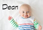 lachendes Baby mit dem Namen Dean | © iStock.com / FamVeld